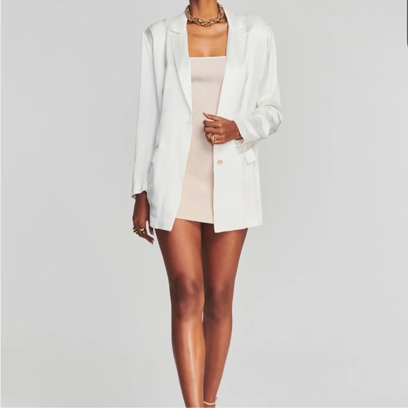 SER.O.YA Ronin Satin Blazer Jacket - Picture 2 of 9